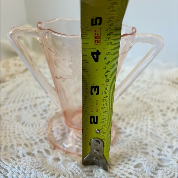 Vintage Pink Glass Sugar Bowl - Picture 7 of 9